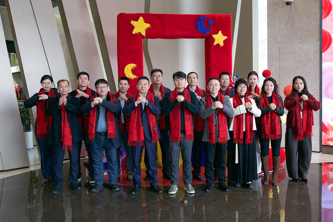 駿馬開新局，創(chuàng)新向未來~